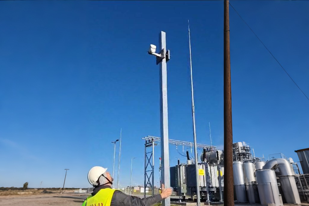 Sự đổi mới của Trung Quốc đạt được một cột mốc quan trọng khác! Camera PTZ loại súng nhỏ ZN-SCB1051V40-ES được triển khai thành công tại trạm biến áp Séc